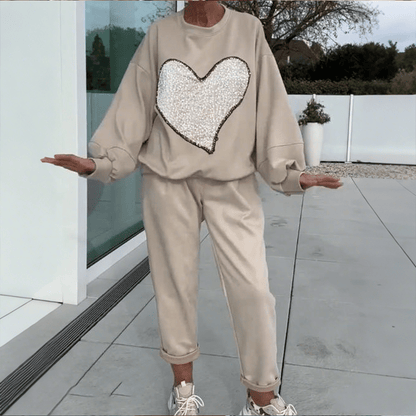 🎁New Arrivals🔥Women's 2 Piece Top & Pants Set with Sequin Hearts